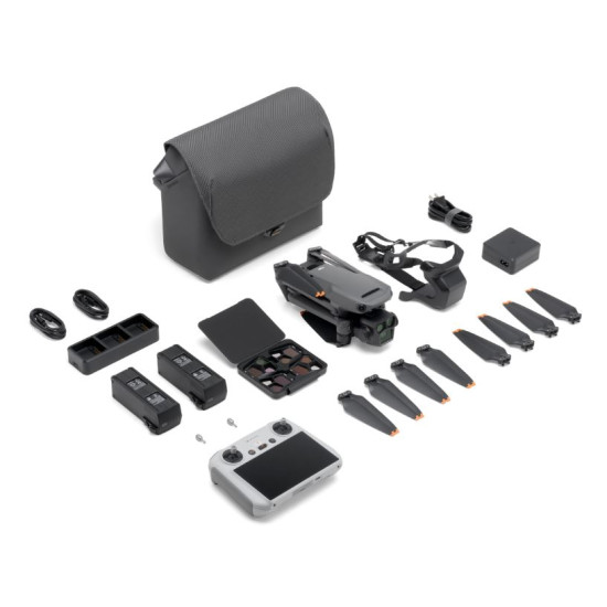 DJI Mavic 3 Pro Fly More Combo (DJI RC) DJI Mavic 3 Pro Fly More Combo (DJI RC)